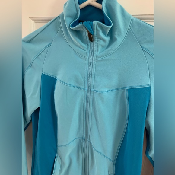 Women’s Columbia Jacket - Picture 2 of 5